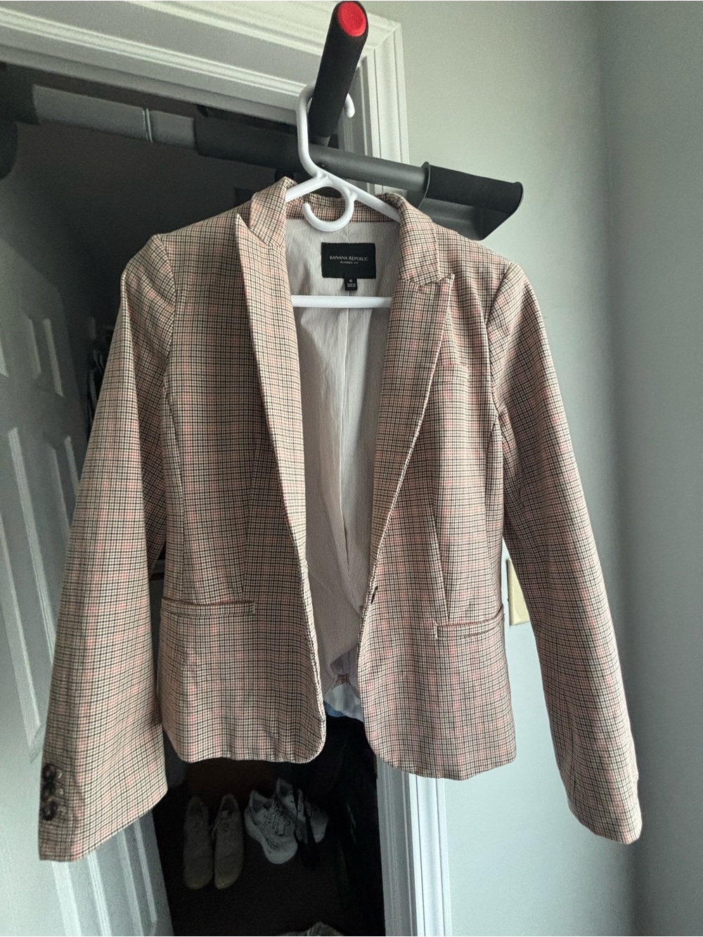 NWOT Banana Republic Houndstooth Blazer in Beige and Pink